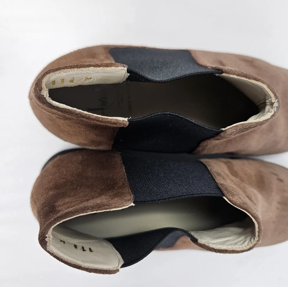 Amalfi By Rangoni Womens Bootie Sz 11.5M Enrico Chelsea Brown Suede Lightweight